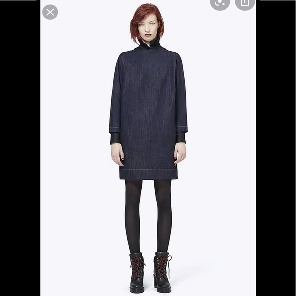 Marc Jacobs Denim Shift Dress. - Picture 2 of 13